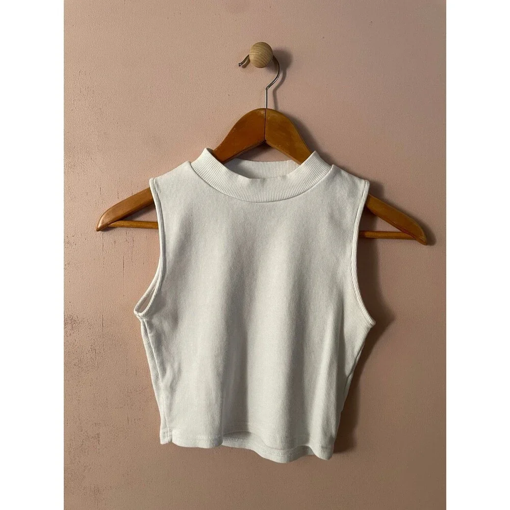 Supré White Mock Neck Crop Top Size S